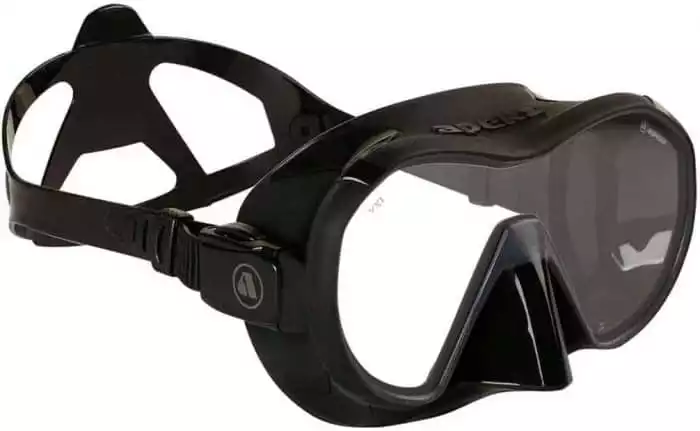 Atomic Aquatics Venom Mask Review [A PADI Instructor's Test]